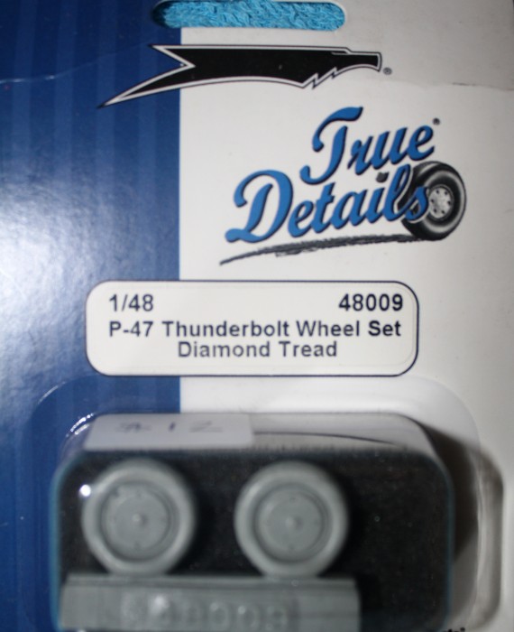 P-47 Thunderbolt - wheel set Diamond Tread