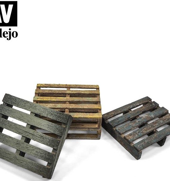 Wooden Pallets x 4 pcs