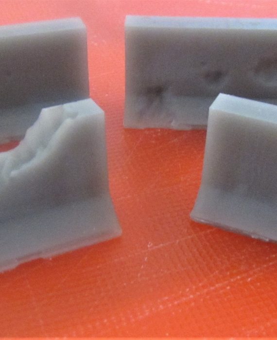 Jersey Barriers Damaged - 4 Pcs